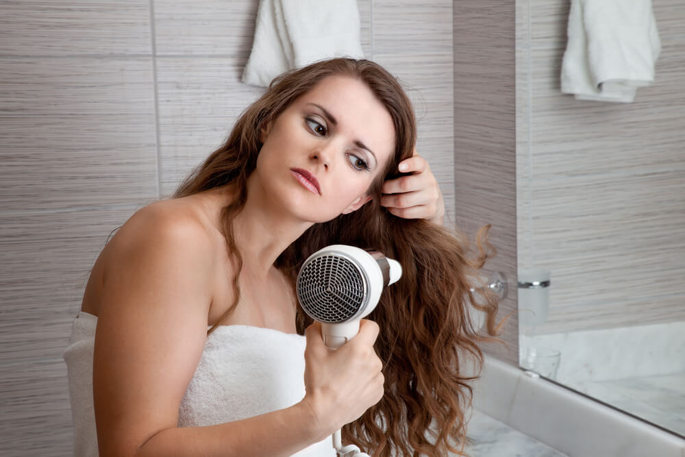 Основной уход за волосами: полезные советы